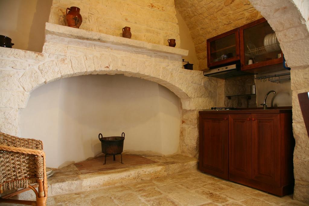 Masseria Montecchie Челие Месапика Екстериор снимка