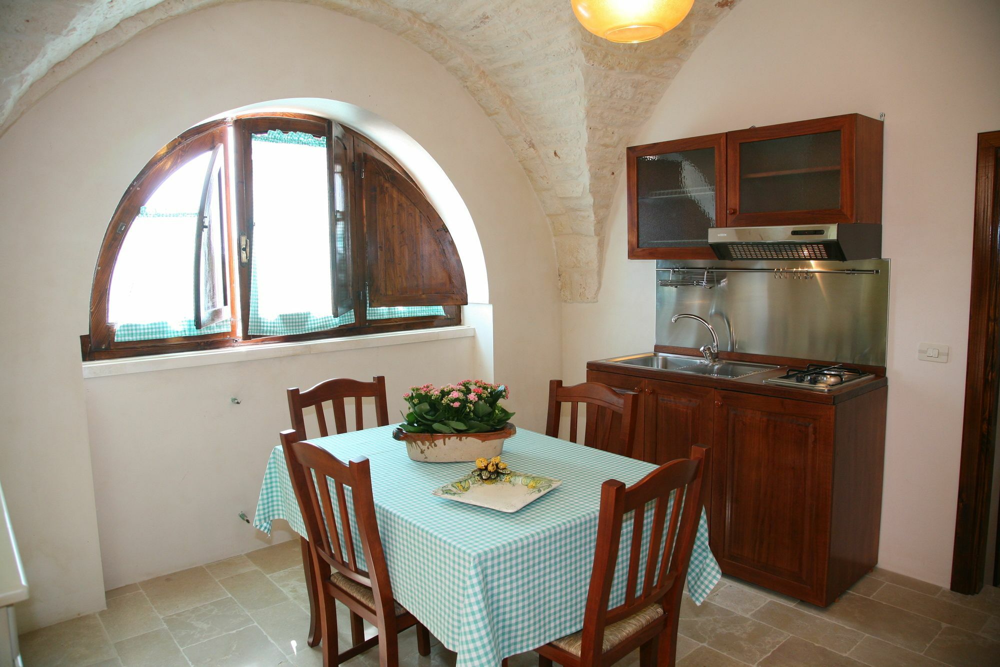 Masseria Montecchie Челие Месапика Екстериор снимка